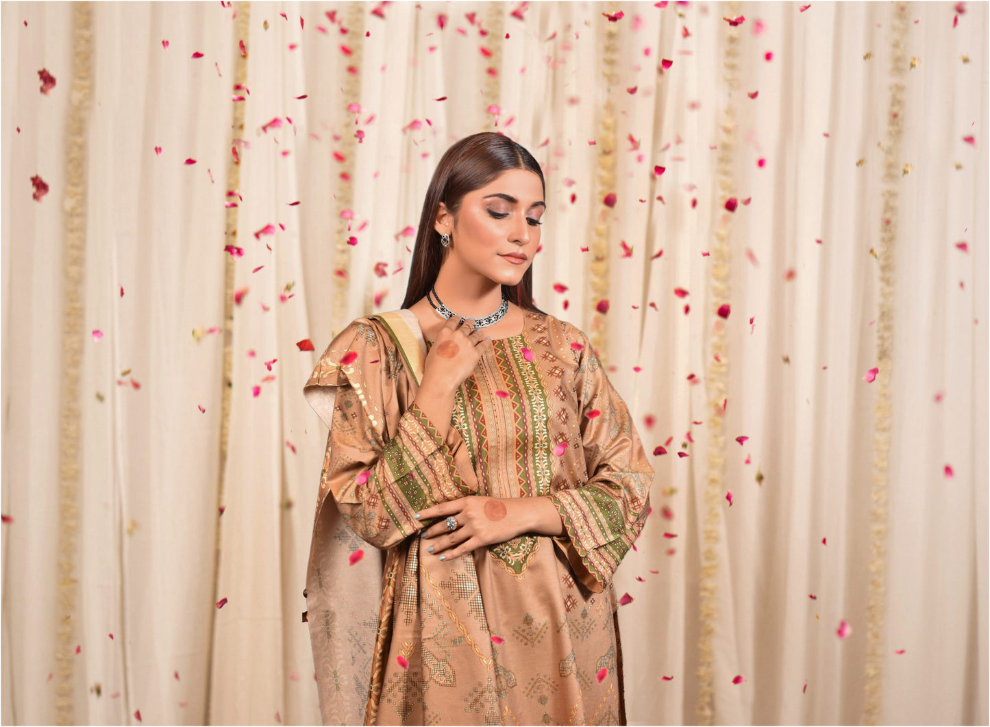 Sana Safinaz Printed Shamray - 3PC (Unstitched)